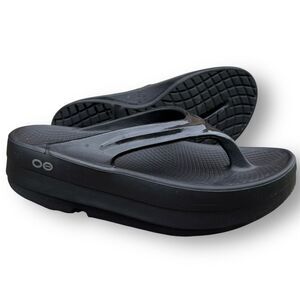 OOFOS Women's Black Comfort Sandals